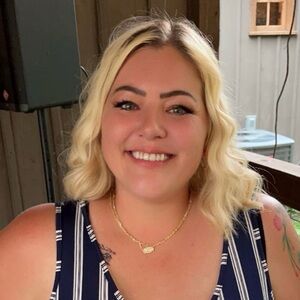 Meet your Posher, Nina